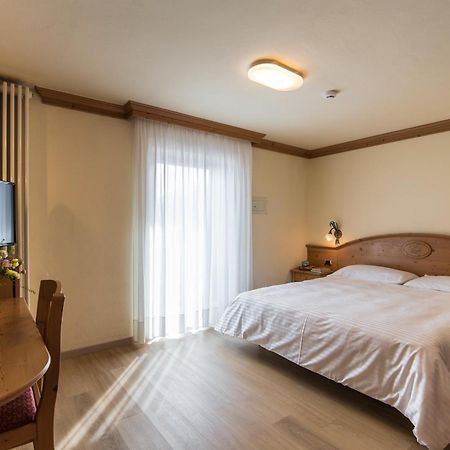 Hotel Colfosco سان مارتينو دي ديكاسْتْرْ المظهر الخارجي الصورة