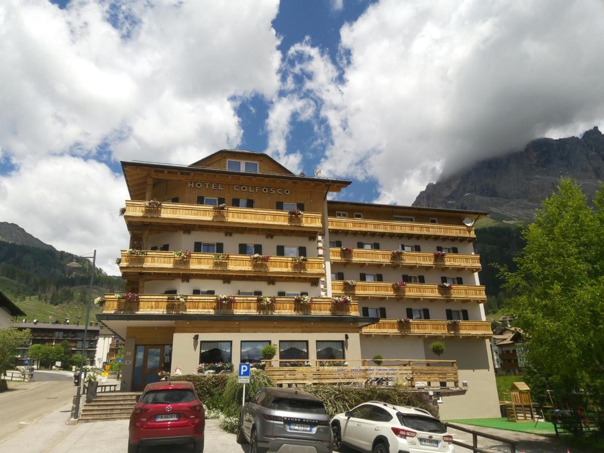 Hotel Colfosco سان مارتينو دي ديكاسْتْرْ المظهر الخارجي الصورة