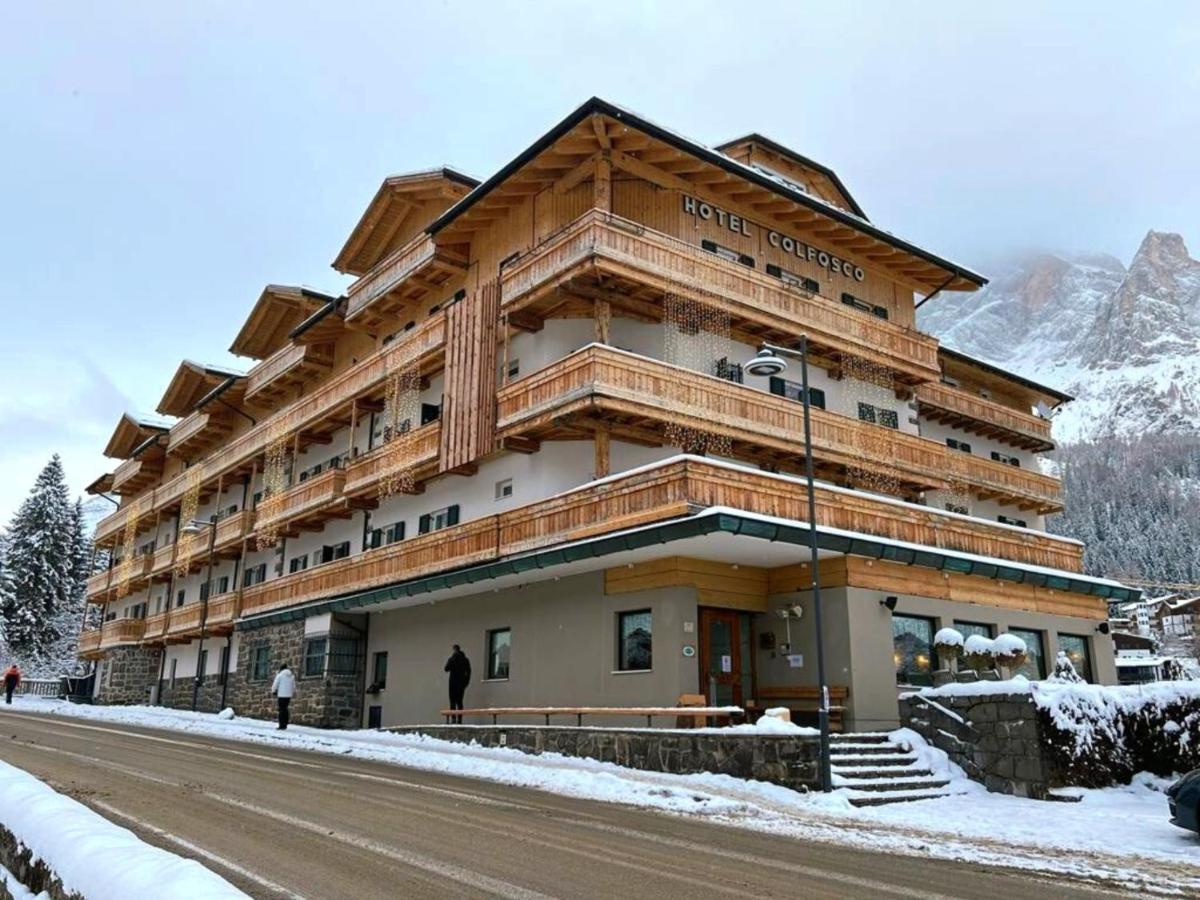 Hotel Colfosco سان مارتينو دي ديكاسْتْرْ المظهر الخارجي الصورة