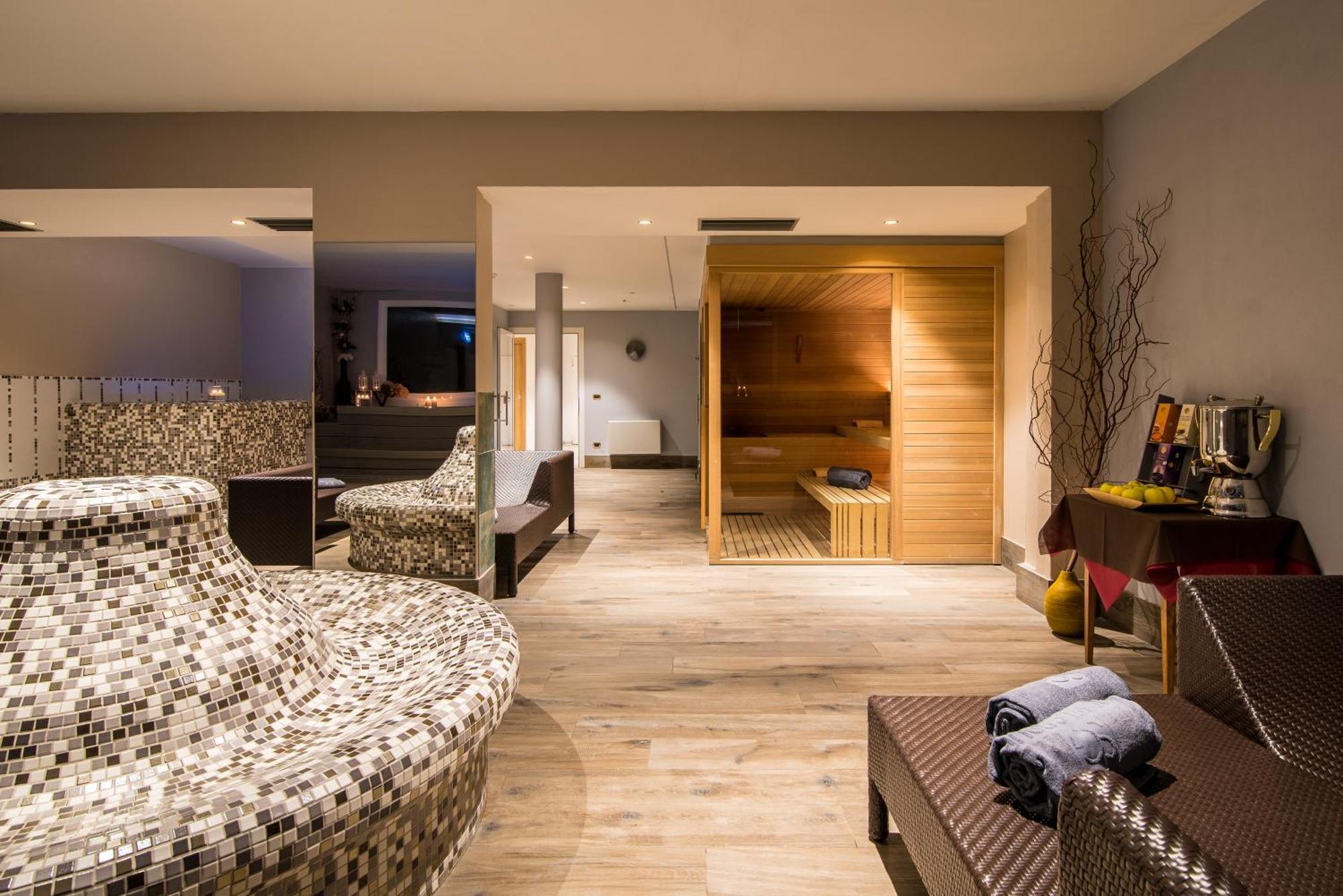 Hotel Colfosco سان مارتينو دي ديكاسْتْرْ المظهر الخارجي الصورة